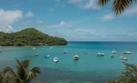 Vol pour les Antilles pas cher : quelles compagnies desservent Martinique et Guadeloupe