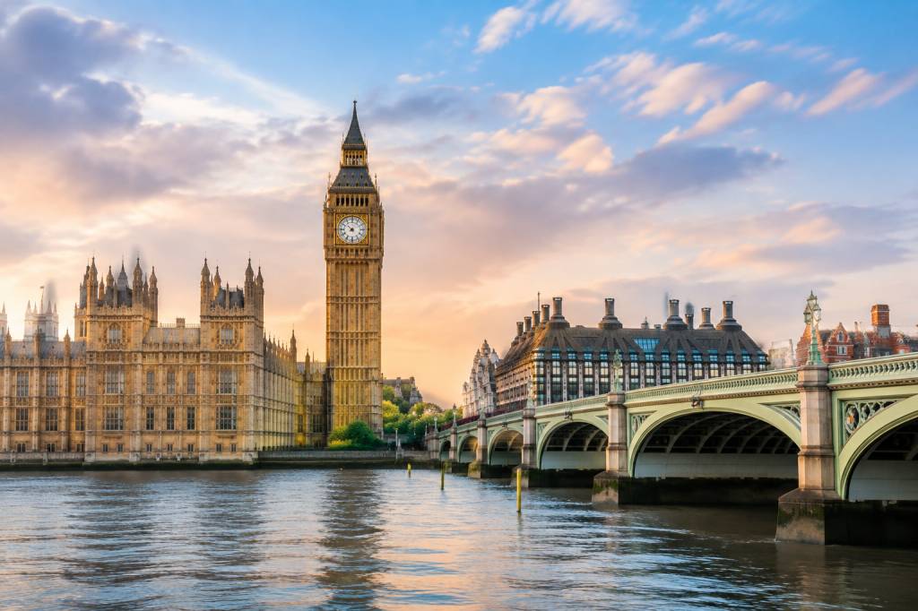 Temps de vol Lyon Londres : vols directs, aéroports et options les moins chères